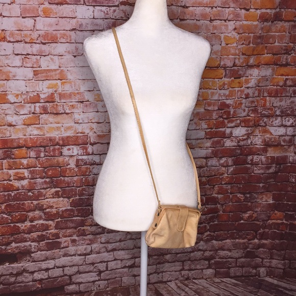 Vintage Light Tan Soft Leather Crossbody Bag with Parisian Souvenir Hand… - Picture 3 of 12